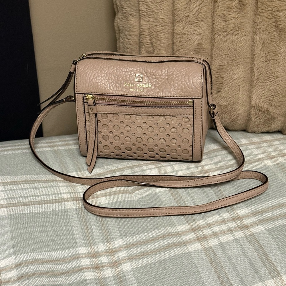 Kate Spade Briar Lane Perforated Emelyn Crossbody - Dusty Peony